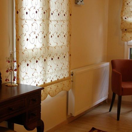 Room In Faneromeni'S Grove Kastoria Bagian luar foto